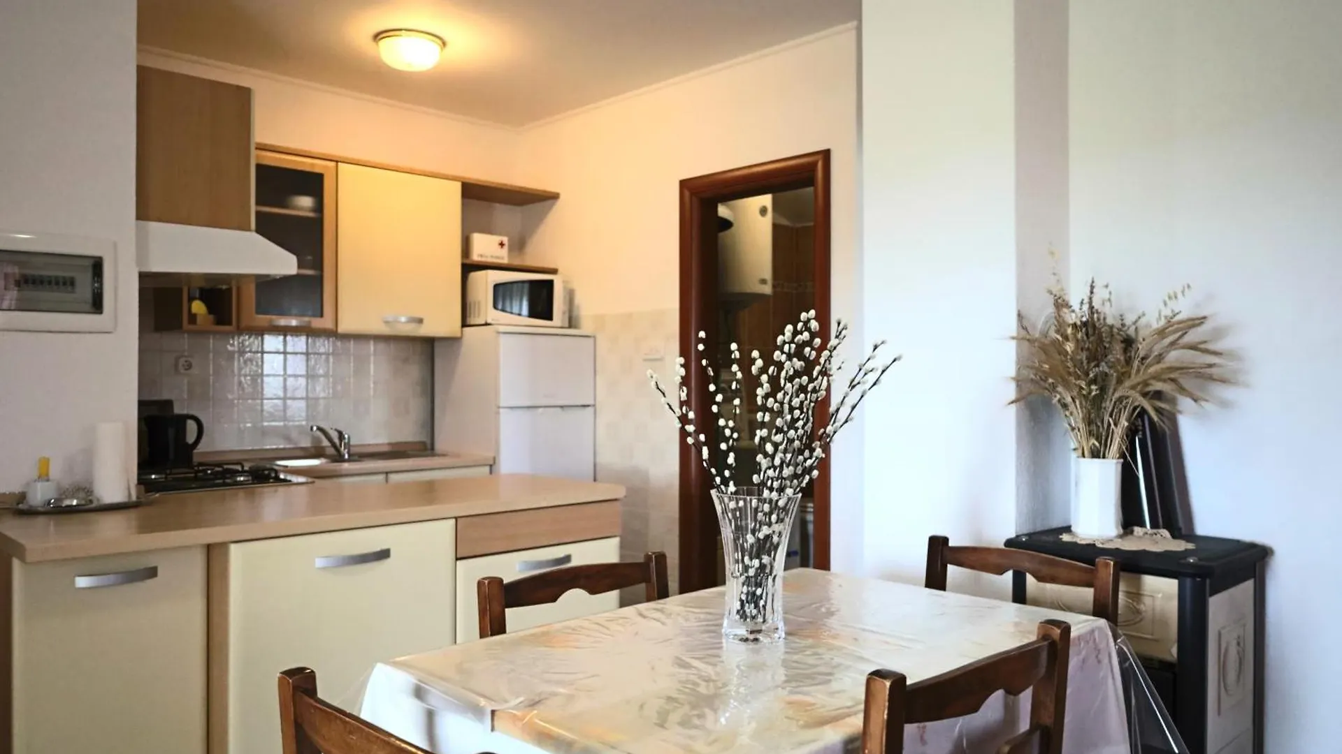Apartment Zita With 1 Bedroom In Relaxing Surroundings Near Umago